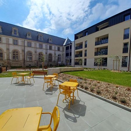 Aparthotel Domitys La Clef Des Arts Châlons-en-Champagne Zewnętrze zdjęcie