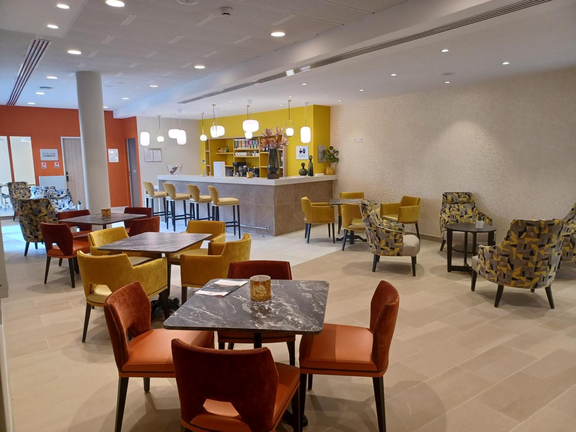 Aparthotel Domitys La Clef Des Arts Châlons-en-Champagne Zewnętrze zdjęcie