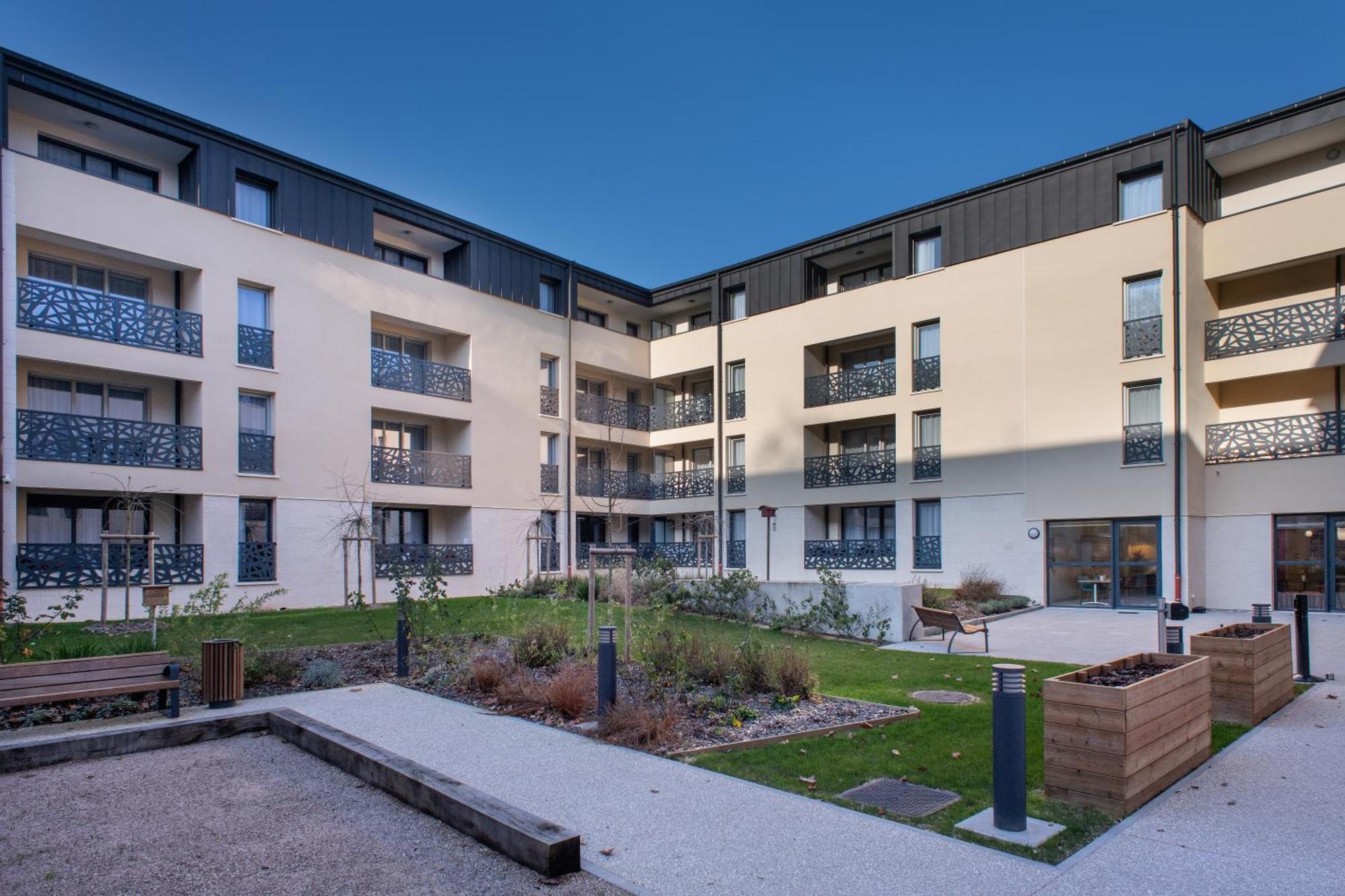 Aparthotel Domitys La Clef Des Arts Châlons-en-Champagne Zewnętrze zdjęcie